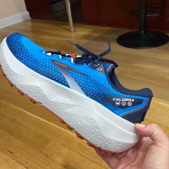 Brooks Caldera 6 Trail Running Men shoes. - Picture 4 of 16